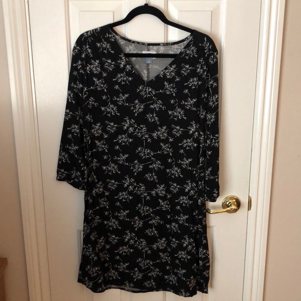 Old Navy floral print dress